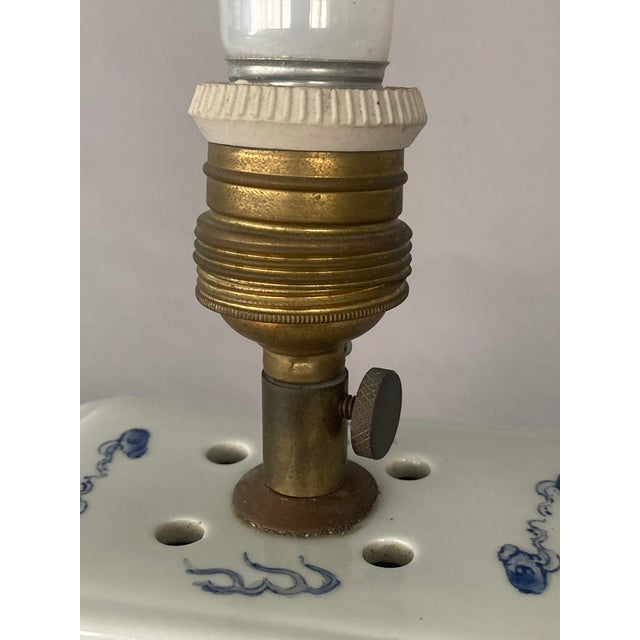 1930s 1930s Blue and White Porcelain Chinese Table Lamp, With Dragon, on Wooden Base For Sale - Image 5 of 7