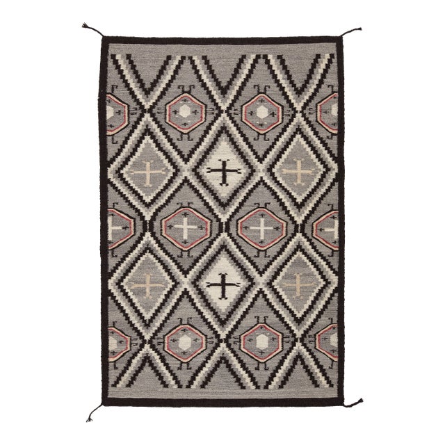 Modern Navajo Style Wool Area Rug – Geometric Diamond Lattice With Cross Motifs For Sale