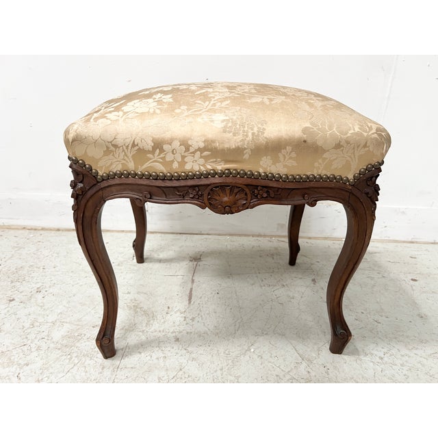 Louis XV Style Stool in Walnut, 1900s For Sale - Image 11 of 11