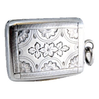 George III Silver and Gold Vinaigrette Box with Diamond-Shaped Engravings For Sale