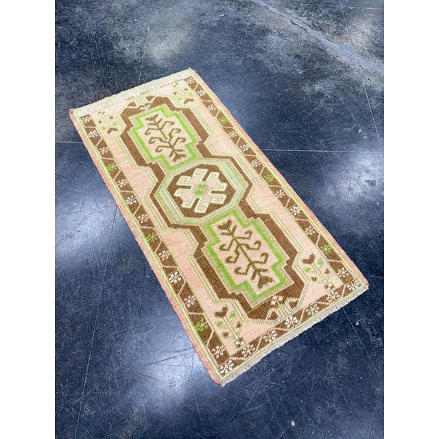Turkish Mini Rug Oriental Hand Knotted Vintage Rug 1'9" x 3'5" #17736 For Sale In Houston - Image 6 of 8
