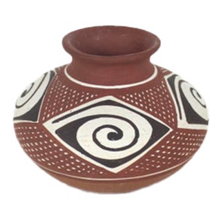 Vintage Quibor Lara Folk Art Pottery Vase From Venezuela For Sale