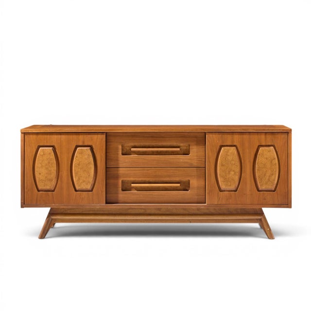 Mid-Century Modern Young Manufacturing Mid Century Walnut and Burlwood Credenza and Hutch For Sale - Image 3 of 13