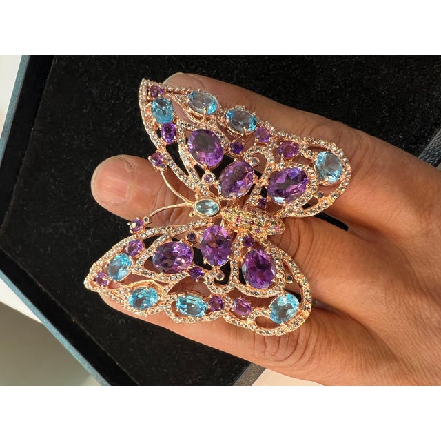 Early 21st Century Bochic "Capri" Amethyst & Blue Topaz Butterfly Ring Set In 18K Gold & Silver For Sale - Image 5 of 18