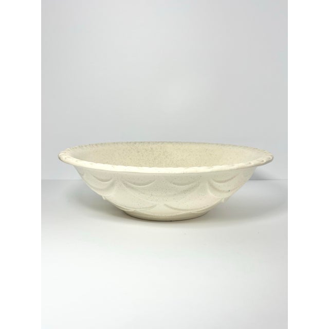 1960s Vintage Farmhouse Ceramic Speckled Cream Beige Wash Basin Bowl & Pitcher For Sale - Image 5 of 12
