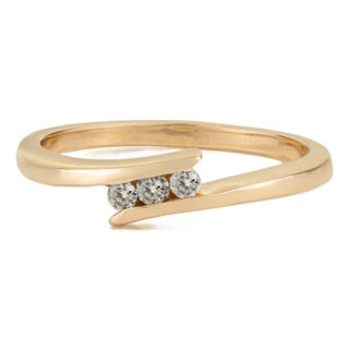 Minimalist Three Stone Natural Diamond Bypass Ring in 18k Yellow Gold Stackable Size 4 For Sale