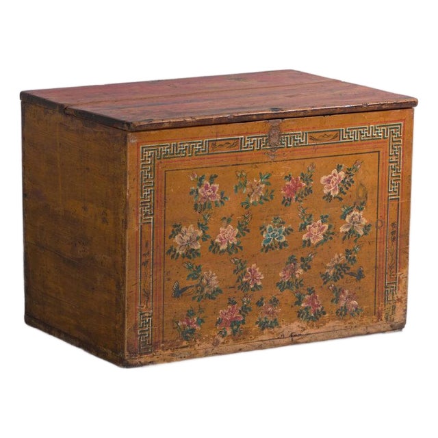 Antique Chinese Chest in Wood, 1900 For Sale