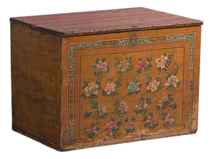 Antique Chinese Chest in Wood, 1900