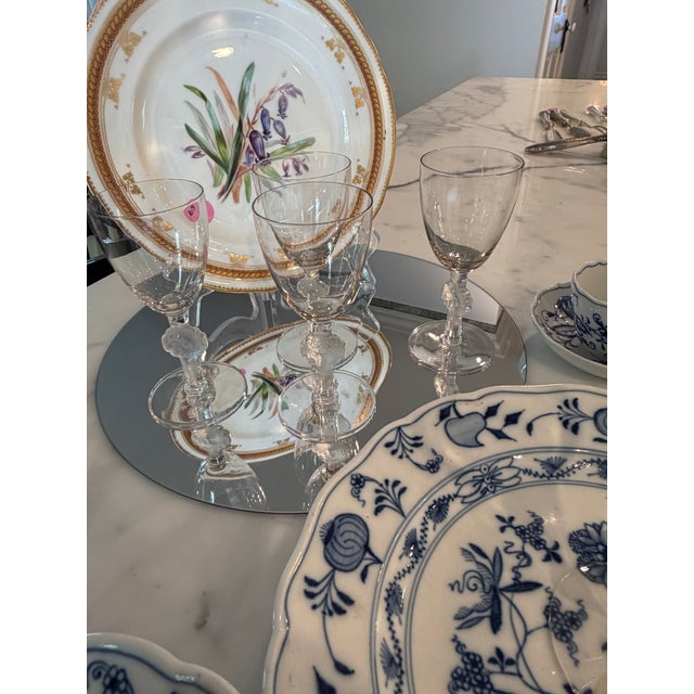 Art Deco Set of 4 Antique Art Deco René Lalique Barr Cocktail Wine Stems c.1924 For Sale - Image 3 of 3
