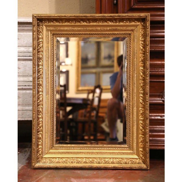 19th Century French Napoleon III Carved Giltwood Wall Mirror For Sale - Image 4 of 10