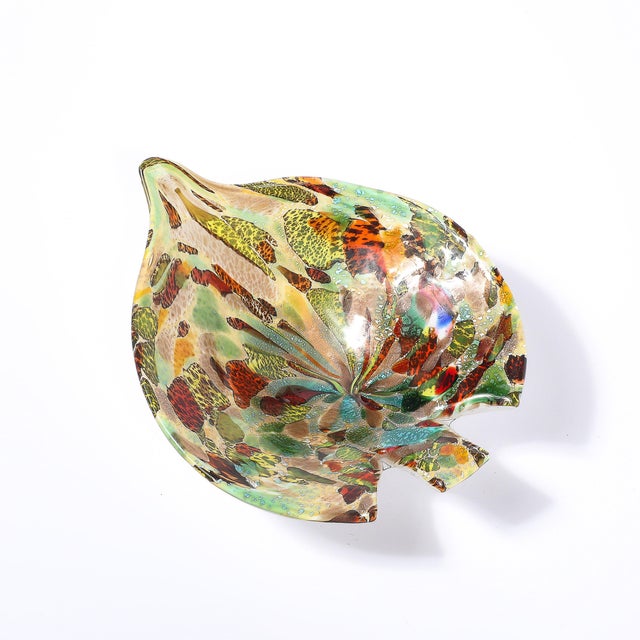 1950s Mid-Century Modernist Hand-Blown Murano Glass Tutti Frutti Leaf Form Dish For Sale - Image 5 of 18
