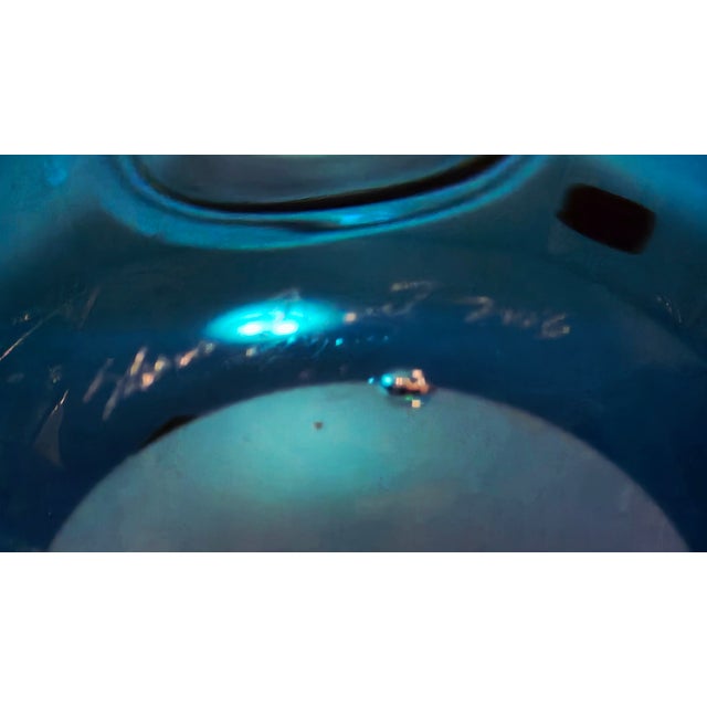 Blue Sharon Fujimoto Studio Art Glass Vase – Deep Blue With Geometric Inclusions For Sale - Image 8 of 11