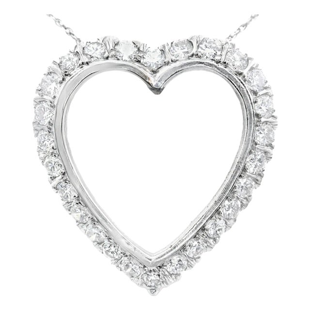 1950s White Gold Diamond Heart Pendant Necklace For Sale
