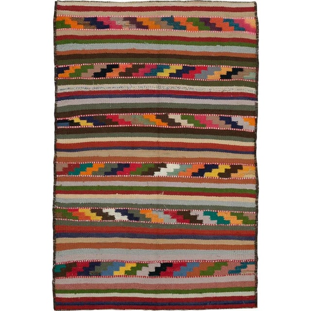 Vintage Persian Flatweave Kilim Rug – Size: 3' 5" X 5' 1" For Sale - Image 4 of 4