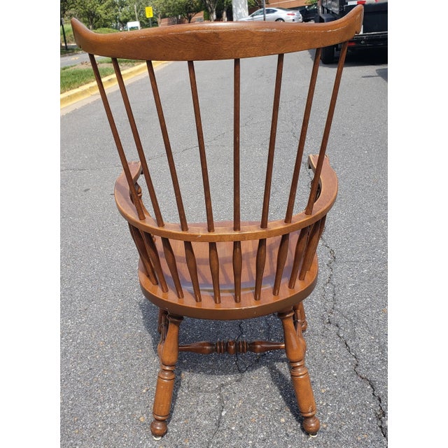 Wood 1950s Ethan Allen Baumritter Maple Comb Back Windsor Armchair For Sale - Image 7 of 11