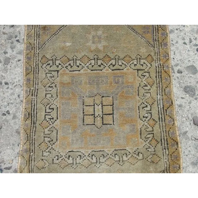 Hand Wowen Wool Turkish Rug, Rug,Vintage Rug,Beatifull Color Combination Turkish Retro Rug, Home Decor 1'6" X 2'5", Ft For Sale - Image 9 of 11