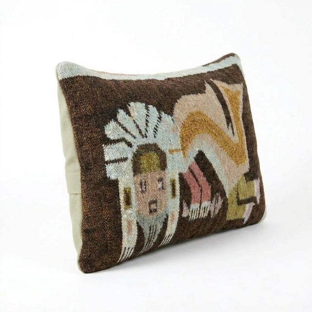 This beautiful 14'' x 19'' hand-woven Kilim pillow cover was made from an authentic Turkish kilim. The traditional flat-...