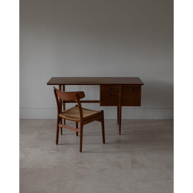 Mid-Century Modern 1950s Attributed to Kipp Stewart Three Drawer Writing Desk for Glenn of Ca, Usa For Sale - Image 3 of 9