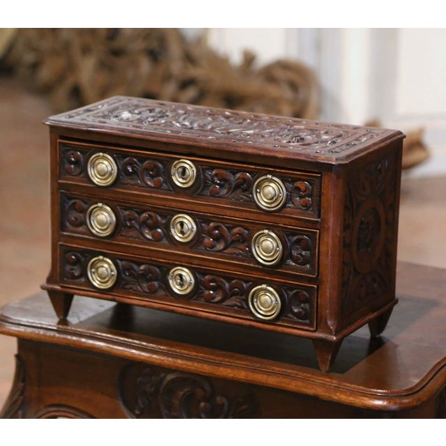 Mid 19th Century Mid-19th Century French Louis XVI Carved Jewlery Box With Three Drawers For Sale - Image 5 of 8
