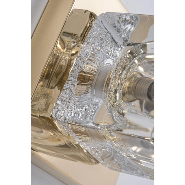 1970s Petite Crystal Glass & Brass Wall Sconce from Peill & Putzler, Germany, 1970s For Sale - Image 5 of 10