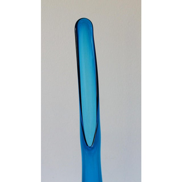 Mid-Century Modern Vintage Viking Blue Drape Swung Tall Art Glass Vase For Sale - Image 3 of 10