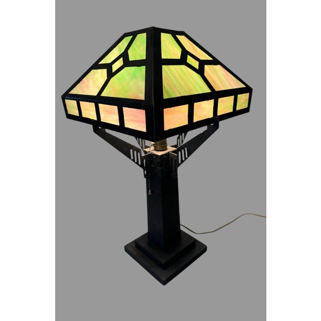 Mission Arts & Crafts Style Metal Framed Slag Glass Table Lamp w Oak Base In good original condition showing some typical...