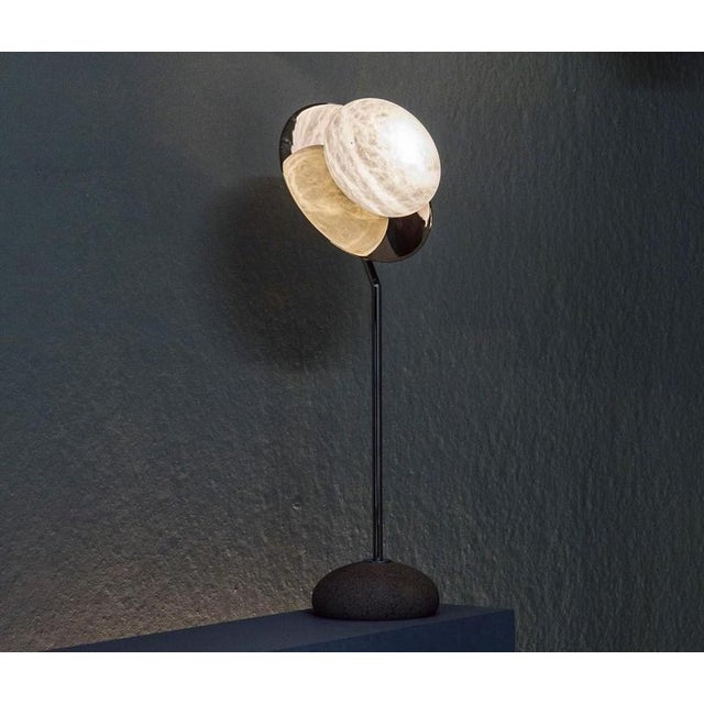 Reflex table lamp by united alabaster dimensions: ⌀ 18 x h 71 cm (customizable height) materials: alabaster, copper (matt...