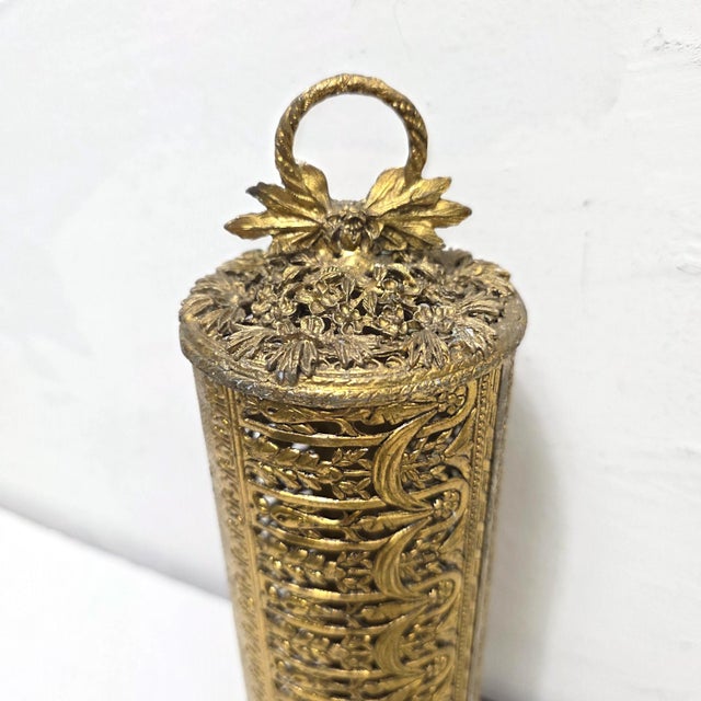 1960's Stylebuilt Vanity Mirror Tray Set Victorian Gothic Gilded Gold Accents For Sale - Image 13 of 14