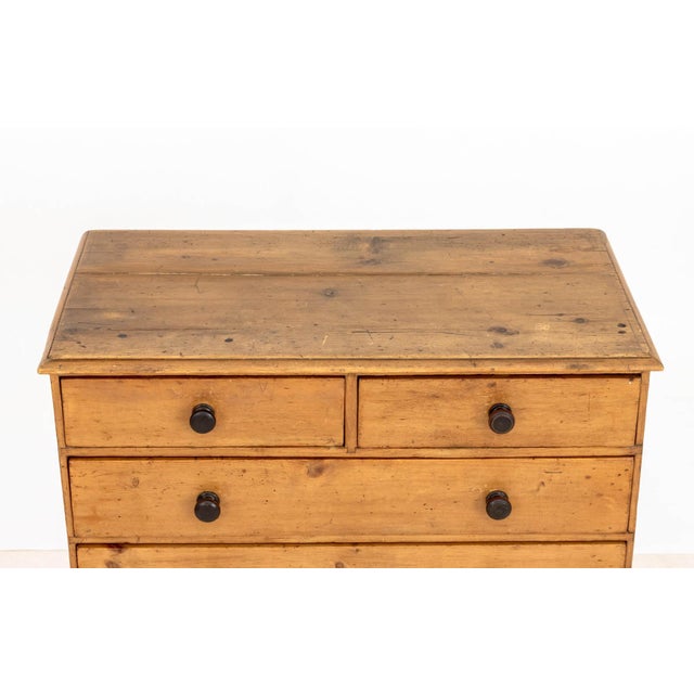 Victorian Victorian Pine Wood Chest of Drawers, 19th C. For Sale - Image 3 of 6