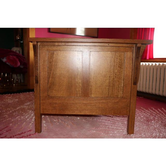 Arts & Crafts Early 21st Century Amish Made Mission Arts and Crafts Cubic Panel Sofa Quartersawn Oak Sofa For Sale - Image 3 of 9