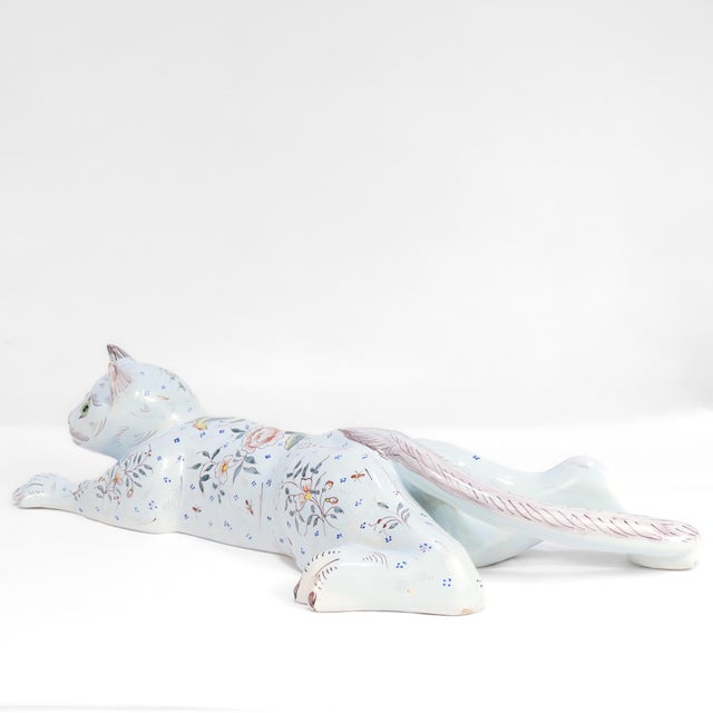 French Desvres Faience Figural Cat Wall Pocket Vase or Bouquetière by Geo Martel For Sale - Image 4 of 16