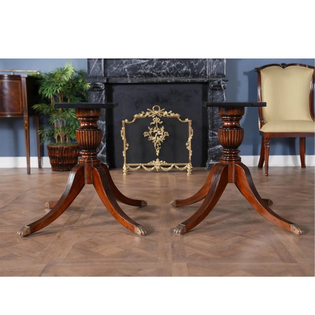 Traditional Scalloped Corner Mahogany Dining Table For Sale - Image 11 of 13