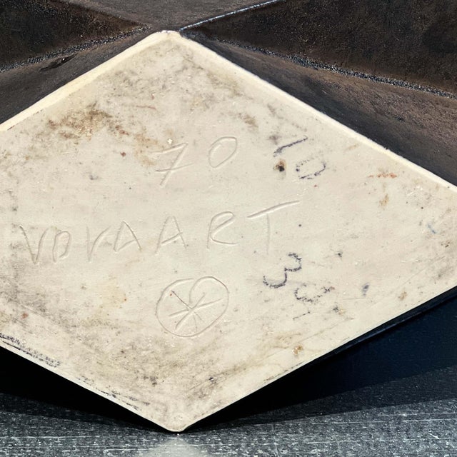 Minimalist Bronze-Glazed Ceramic Geometric Vase by Jan Van Der Vaart, Netherlands, 1970s For Sale - Image 6 of 9