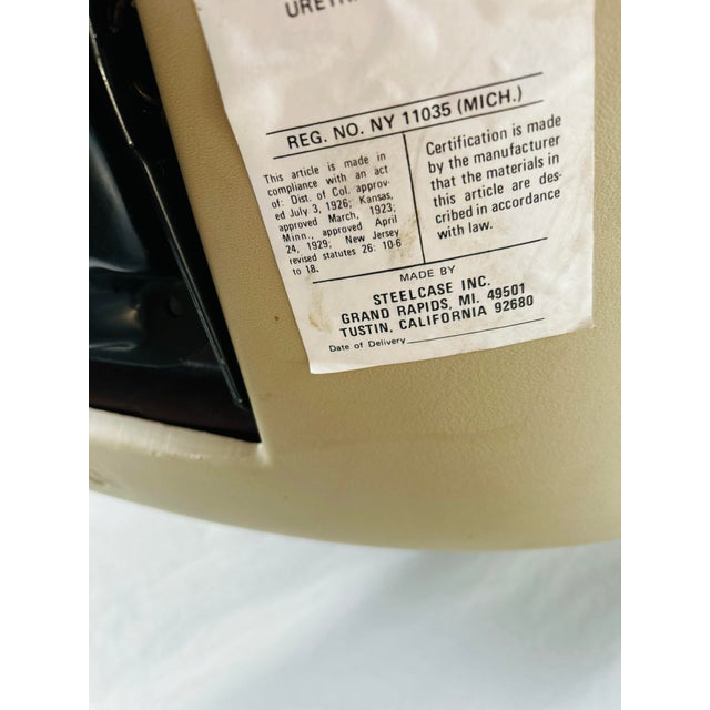 Metal 80’s Vintage Steelcase Office Swivel Chair For Sale - Image 7 of 7