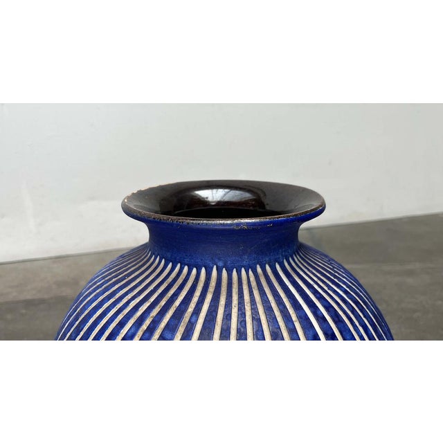 Large Mid-Century German Studio Pottery Floor Vase, 1960s For Sale - Image 6 of 18