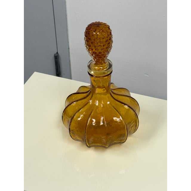 Late 20th Century Vintage Diamond Star Amber Ribbed Glass Decanter For Sale - Image 5 of 12