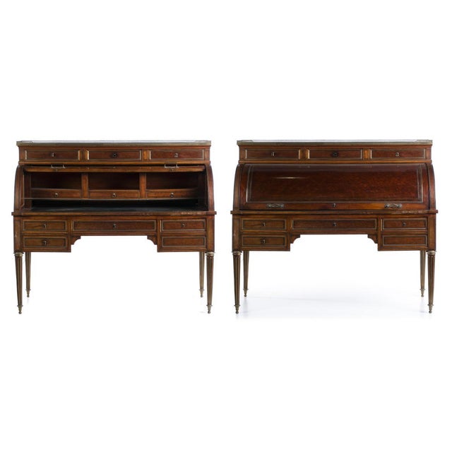 In mahogany wood, circa 1780. Elevated with six drawers, topped by a marble top with an openwork gilded metal grate....