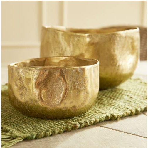 2020s Amelia Gold Aluminum Cachepots, Set Of 2 For Sale - Image 5 of 6