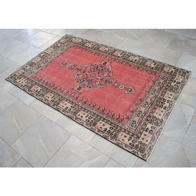 Distressed Area Rug Hand Knotted Muted Color Oushak Medallion Rug - 3'10'' X 6'3'' For Sale - Image 15 of 15