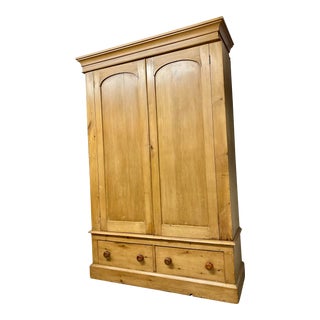 19th Century English Pine Wardrobe For Sale