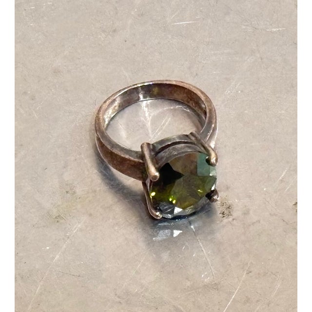 Metal Sterling Silver / Green Stone Cocktail Ring For Sale - Image 7 of 7