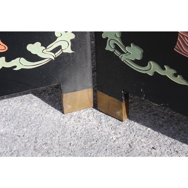 Mid-Century Modern Screen in Chinese Lacquer with Enamel and Lotus Flower Decorations, 1950s For Sale - Image 3 of 18