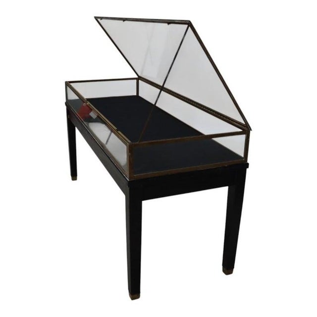 Art Deco Two Russel Built Ny Ebonized & Brass Locking Lift Top Retail Display Cases C1930 For Sale - Image 3 of 18