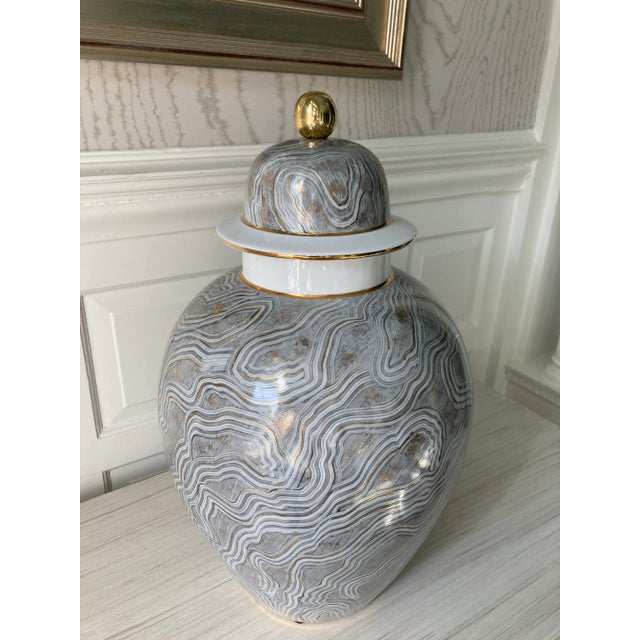 Chelsea House Inc Chelsea House Marbled Gray Porcelain Lidded Urn With Gold Highlights, 2010s For Sale - Image 4 of 12