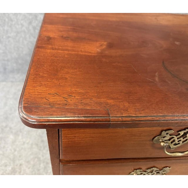 18th Century Mahogany 5-Drawer Chest For Sale - Image 13 of 16
