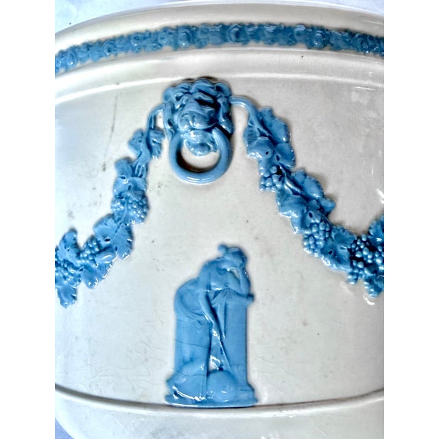 Antique English Classical Theme Wedgwood Cachepot For Sale In Atlanta - Image 6 of 10