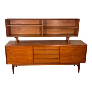 Mid 20th Century Mid Century Modern Credenza With Hutch For Sale