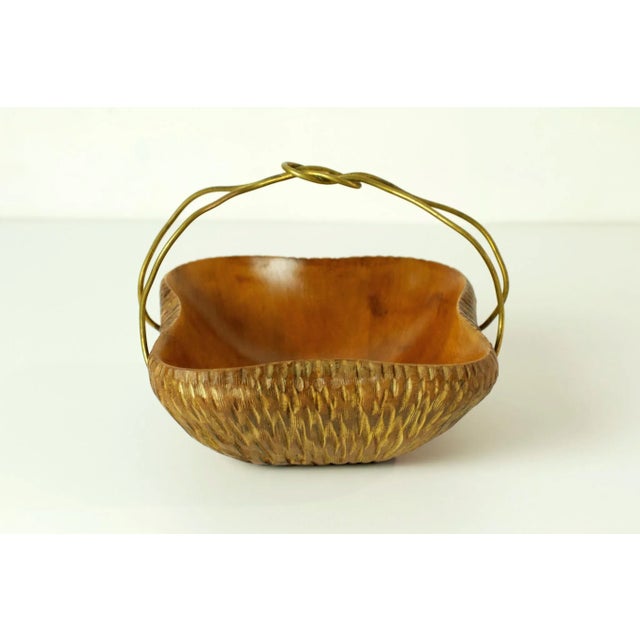 1950s Mid-Century Fruit Basket in Maple and Brass, Italy For Sale - Image 5 of 6
