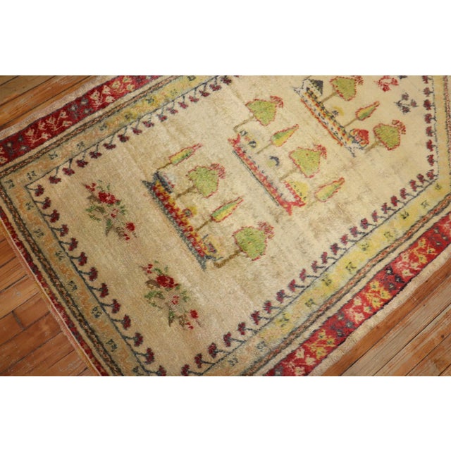 Traditional Angora Oushak Prayer Rug rug no.j3748 For Sale - Image 3 of 6