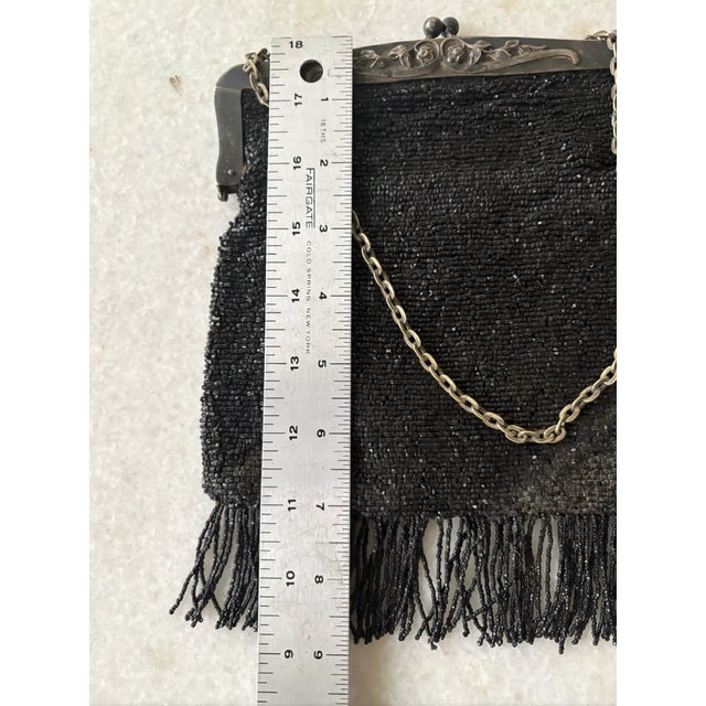 Early 20th Century Vintage Art Deco Beaded and Silver Plated Purse For Sale - Image 5 of 6
